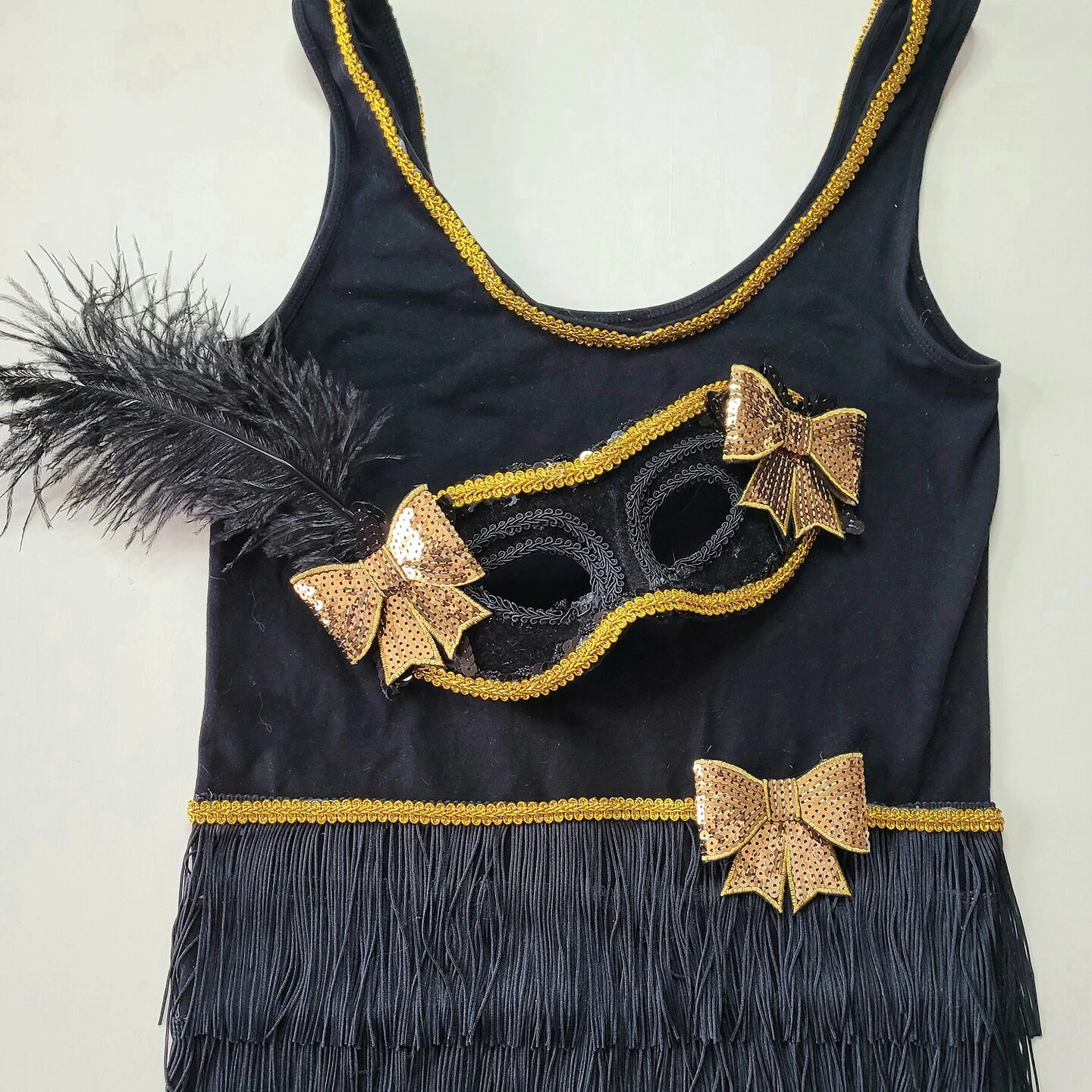 10 Yards Of 6" Multicolor Chainette Fringe Trim | 10 Yard Cut Red/White/Blue 7 10 Yards Of 6" Multicolor Chainette Fringe Trim | 10 Yard Cut Red/White/Blue - Image 5