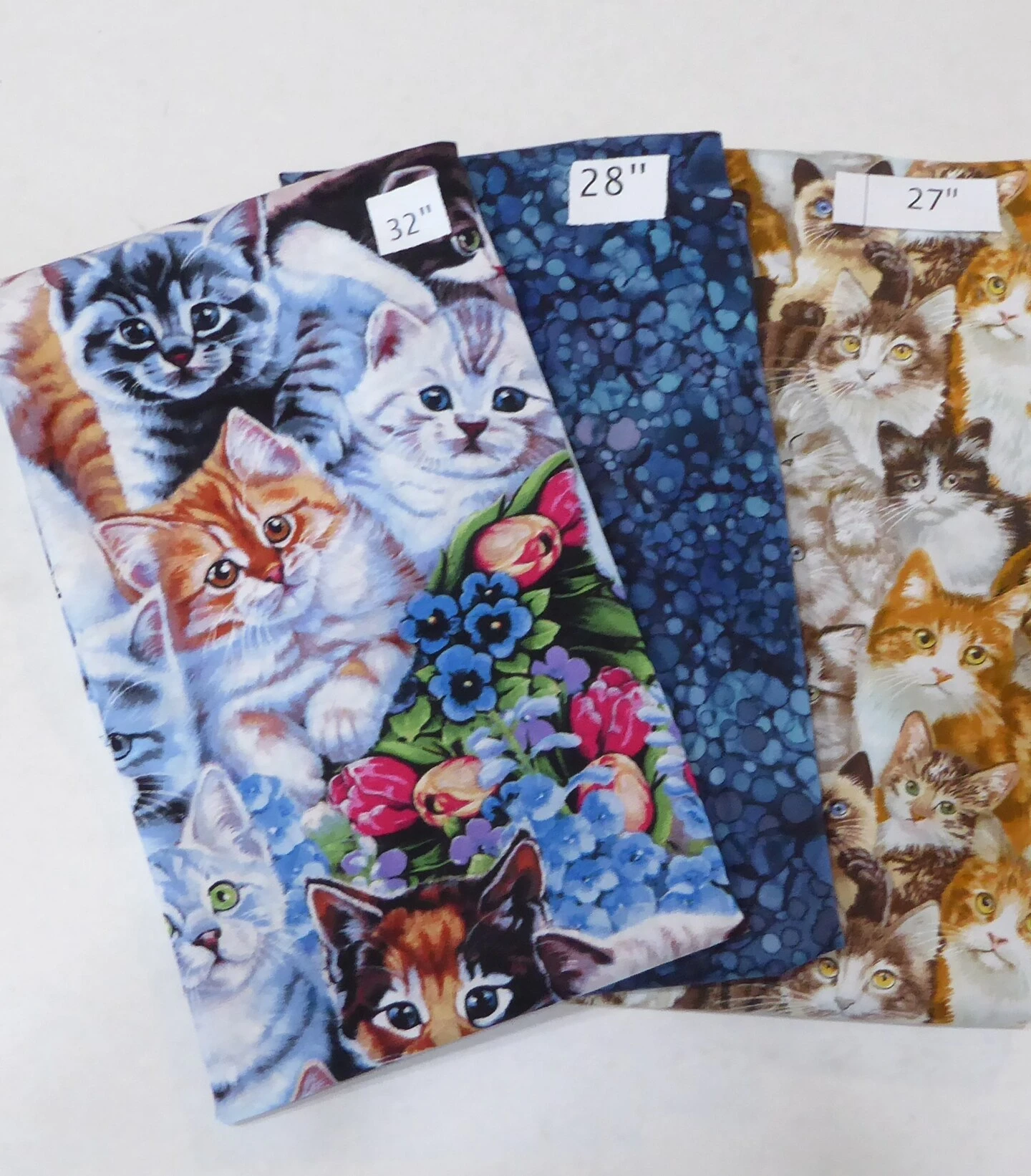 GENERIC Kitties And Blue Fabrics 2yd 17in Last The Best End Of Bolt 3 GENERIC Kitties And Blue Fabrics 2yd 17in Last The Best End Of Bolt