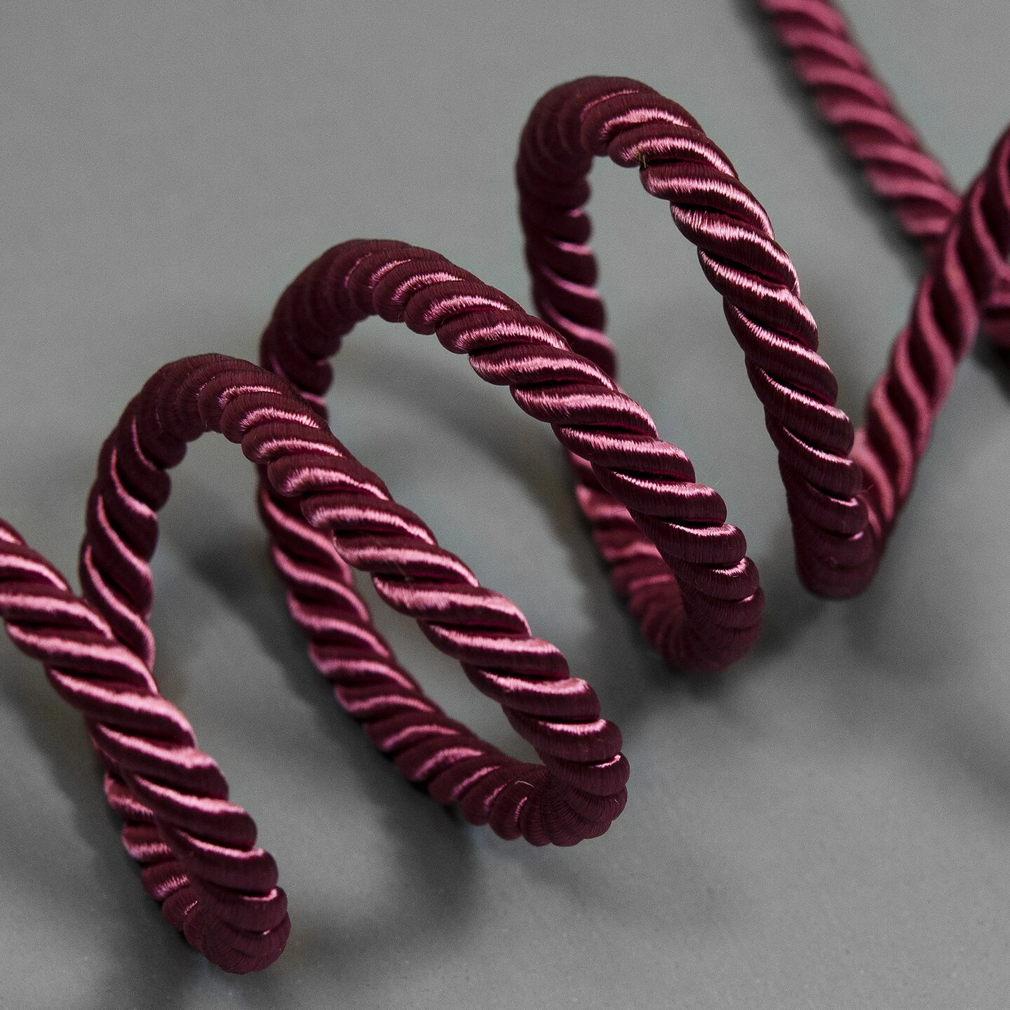 20 Yards Of Charlotte 3/16" Twisted Cord Trim | 20 Yard Cut Cranberry 6 20 Yards Of Charlotte 3/16" Twisted Cord Trim | 20 Yard Cut Cranberry - Image 4