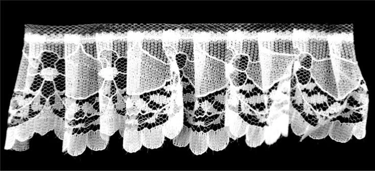 Belagio Gathered Lace Trim, 1.50" Wide, White, 40-Yard Bolt 5 Belagio Gathered Lace Trim, 1.50" Wide, White, 40-Yard Bolt - Image 3