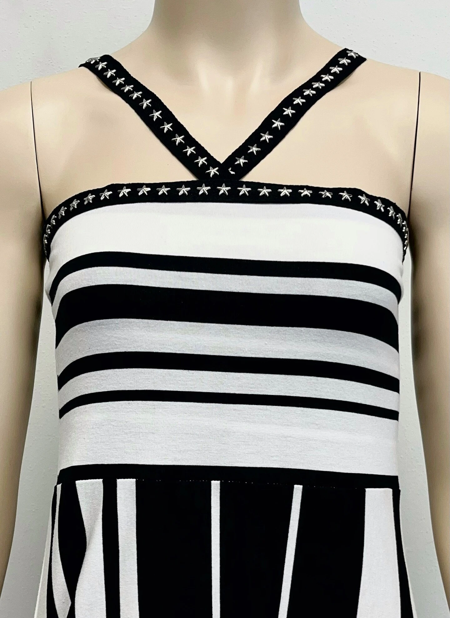 10 Yards Of Danica 3/4" Wide Silver Star Sudded Tape Trim | 10 Yard Cut 20 10 Yards Of Danica 3/4" Wide Silver Star Sudded Tape Trim | 10 Yard Cut - Image 18