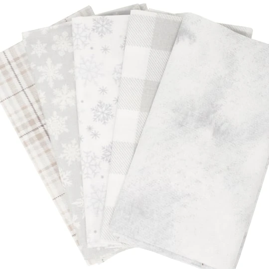 SINGER Christmas Snowflake Cotton Fabric Fat Quarter Bundle 5 SINGER Christmas Snowflake Cotton Fabric Fat Quarter Bundle - Image 3